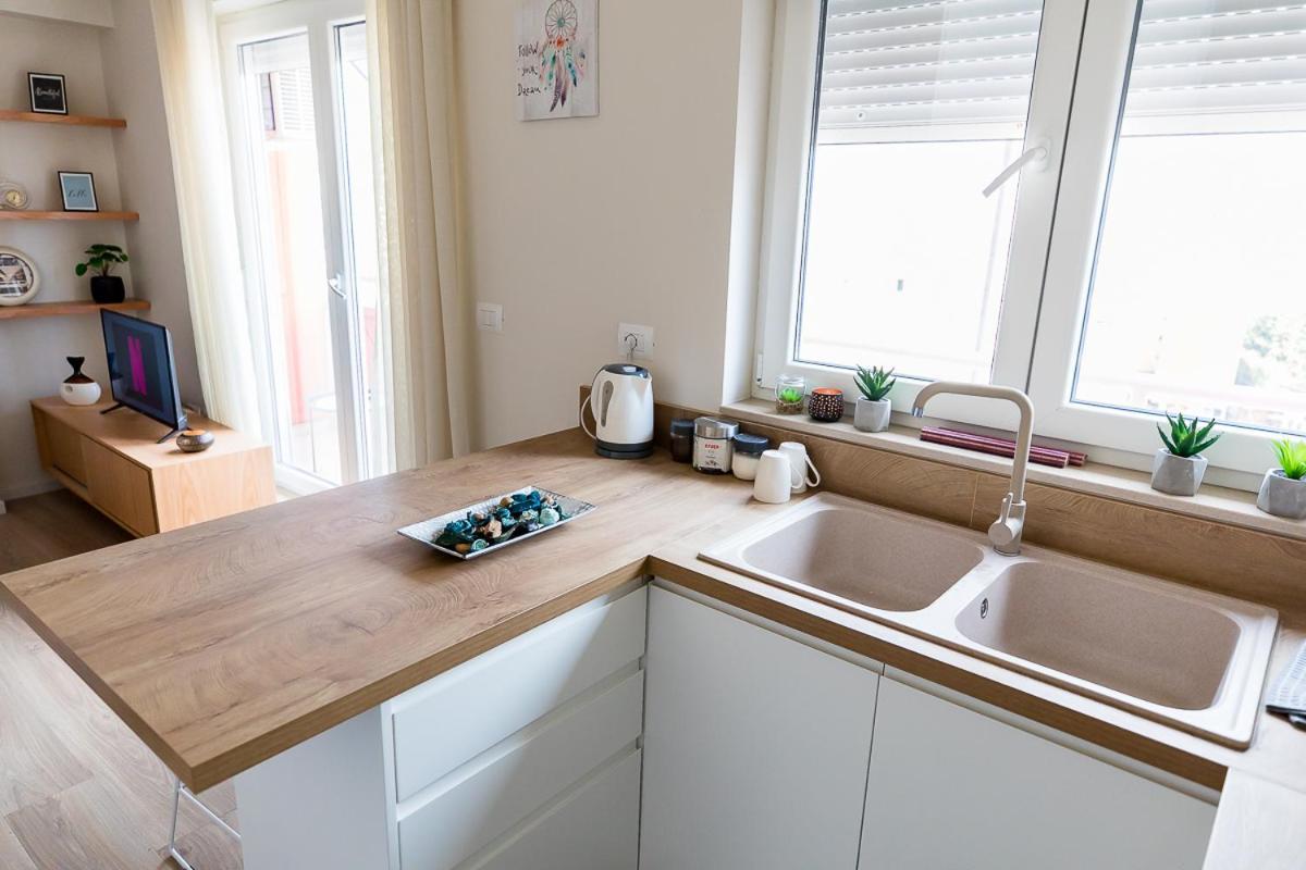 Apartment Lina - Tia, Chic Tirana